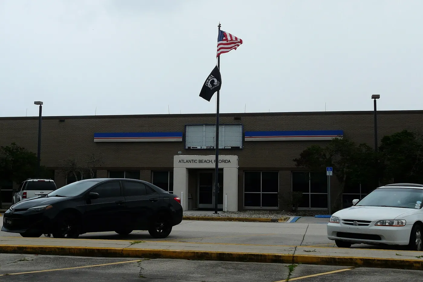 The Atlantic Beach post office on Mayport Road